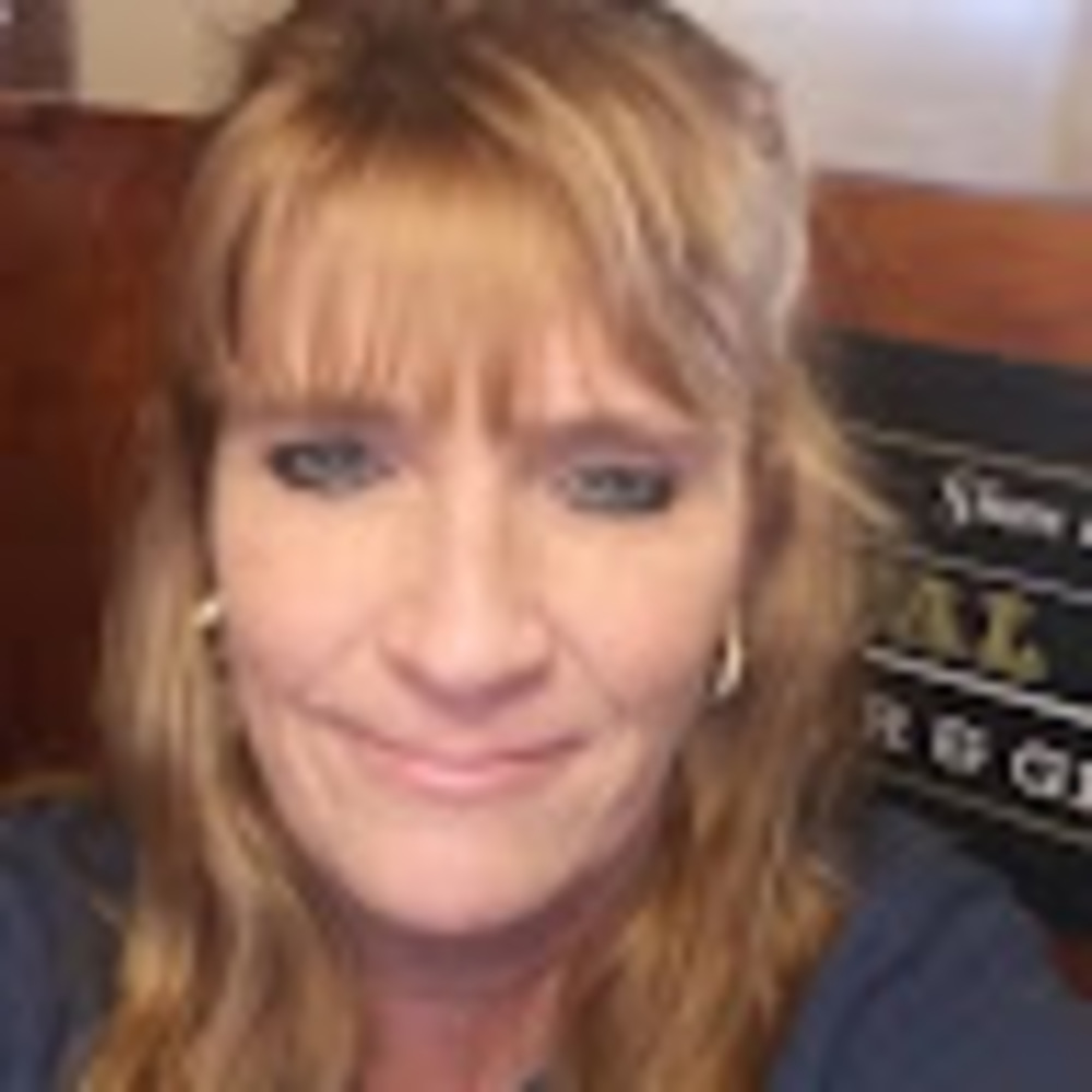 Meet your Posher, Debra